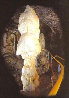 Postojenské jeskyně